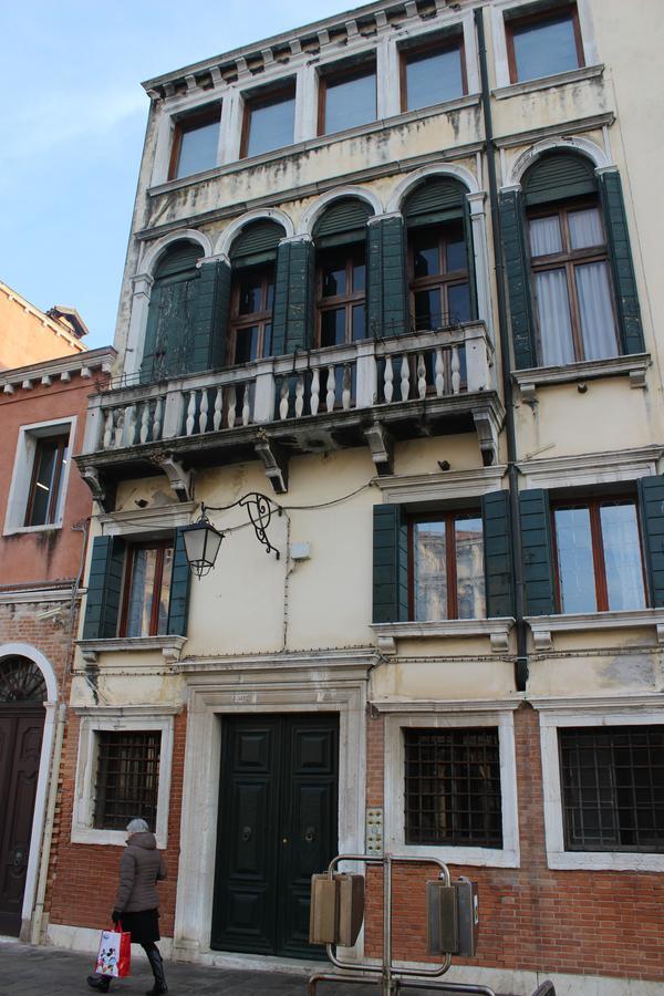 Bed and Breakfast Residenza Ca' Corner Венеція Екстер'єр фото